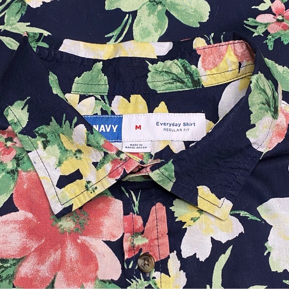 Old Navy Other - Old Navy Everyday Shirt Men Medium Navy Floral Regular Fit Cotton Short Sleeve